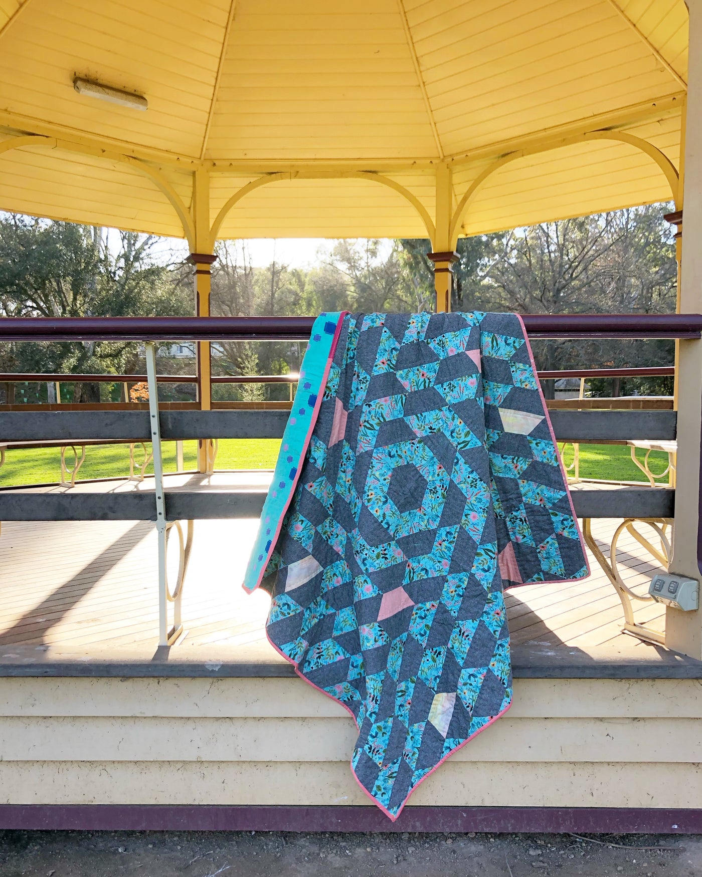 Valentina Quilt 2 in 1 Bundle